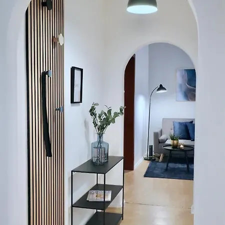 アパート Sapphire Apartment: Free Parking + Netflix + Bathtub エッセン