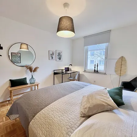 Sapphire Apartment: Free Parking + Netflix + Bathtub アパート *