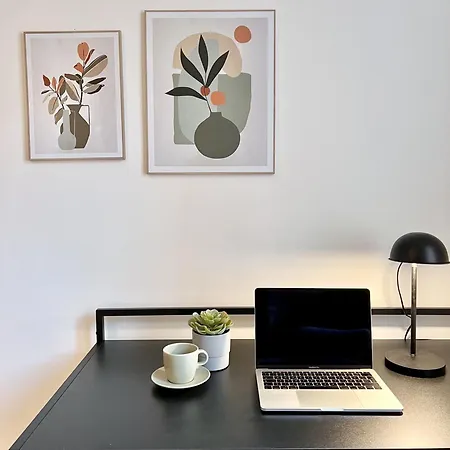 Sapphire Apartment: Free Parking + Netflix + Bathtub Essen