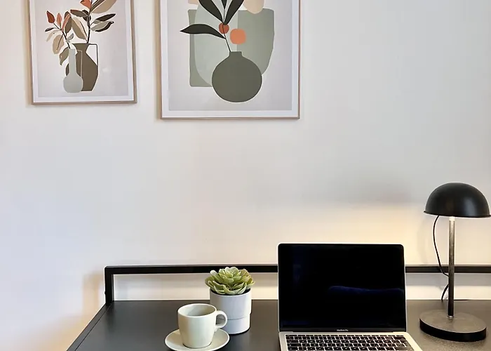 Sapphire Apartment: Free Parking + Netflix + Bathtub 埃森